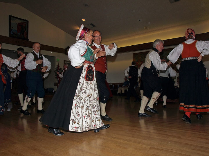 P8127204.jpg - Norsk Folkedans Stemne 2008