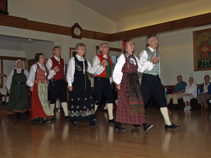 P8127212.jpg - Norsk Folkedans Stemne 2008