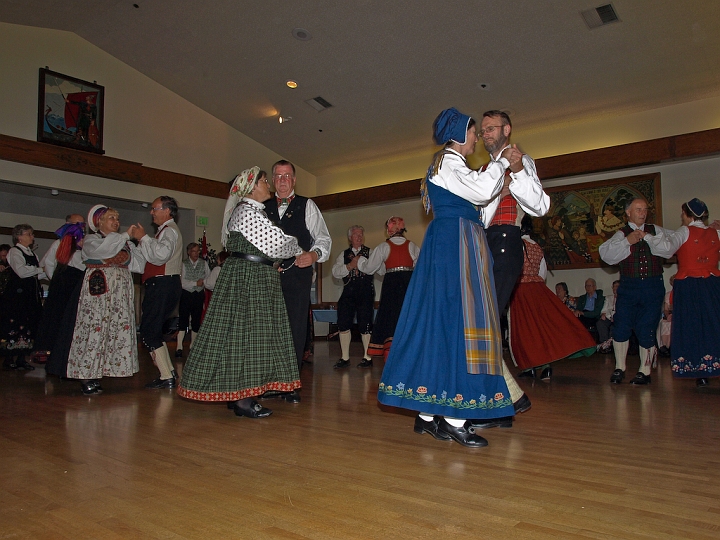P8127220.jpg - Norsk Folkedans Stemne 2008