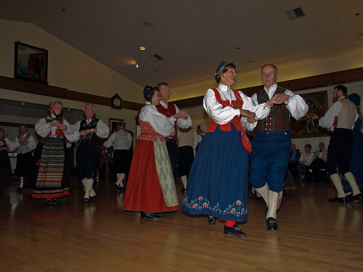 P8127221.jpg - Norsk Folkedans Stemne 2008