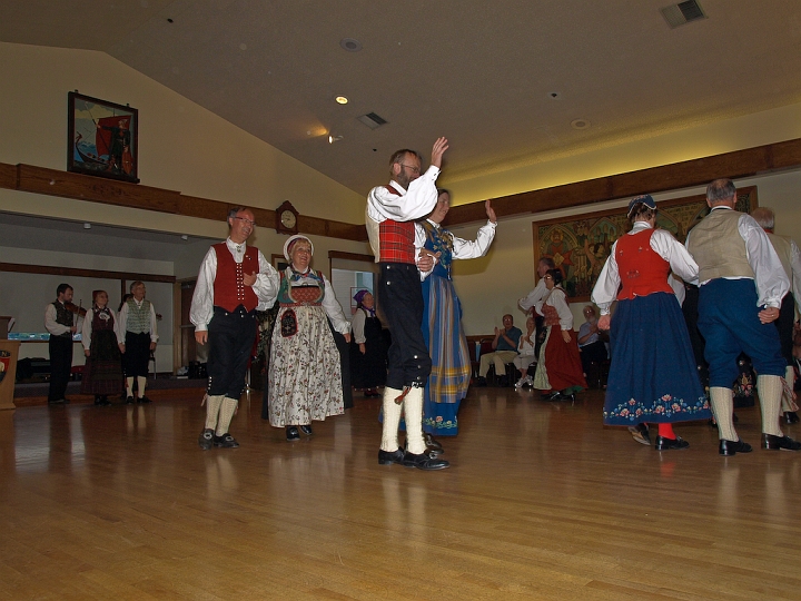 P8127238.jpg - Norsk Folkedans Stemne 2008
