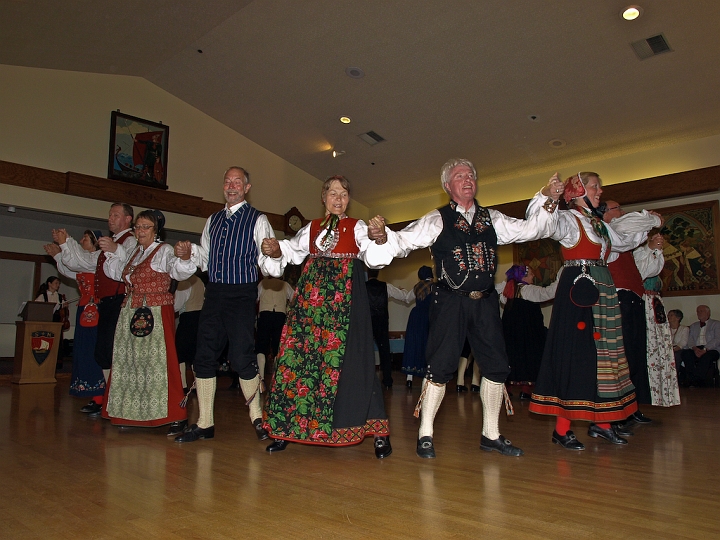 P8127305.jpg - Norsk Folkedans Stemne 2008