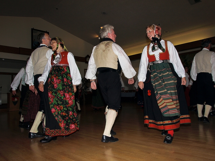 P8127328.jpg - Norsk Folkedans Stemne 2008