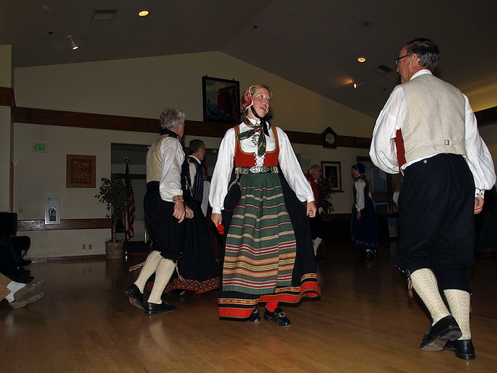 P8127329.jpg - Norsk Folkedans Stemne 2008