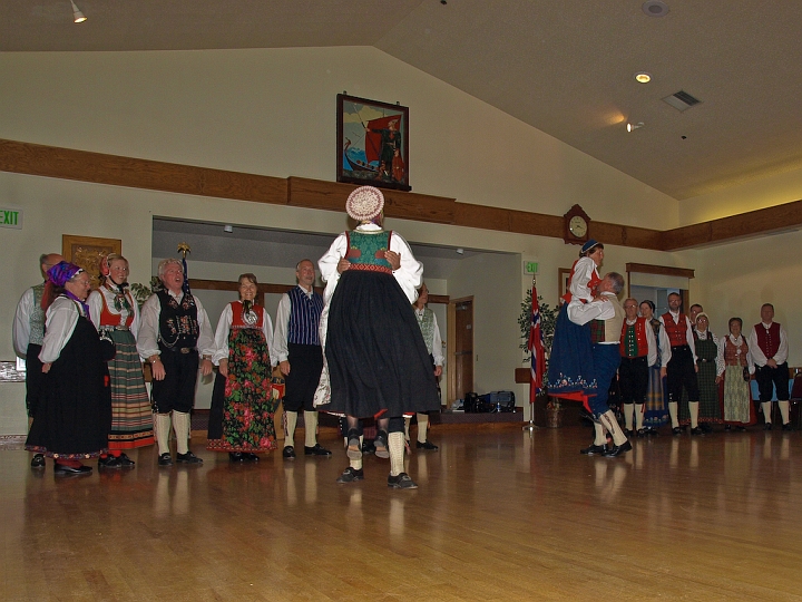 P8127350.jpg - Norsk Folkedans Stemne 2008