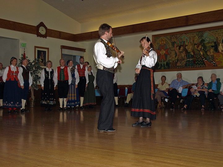 P8127352.jpg - Norsk Folkedans Stemne 2008