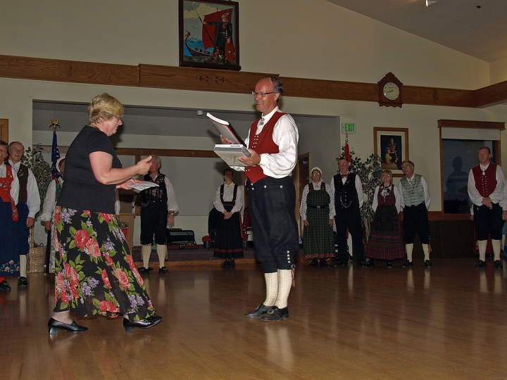 P8127457.jpg - Norsk Folkedans Stemne 2008