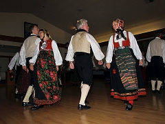 P8127328