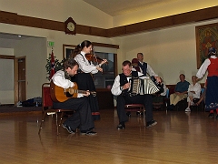 P8127390