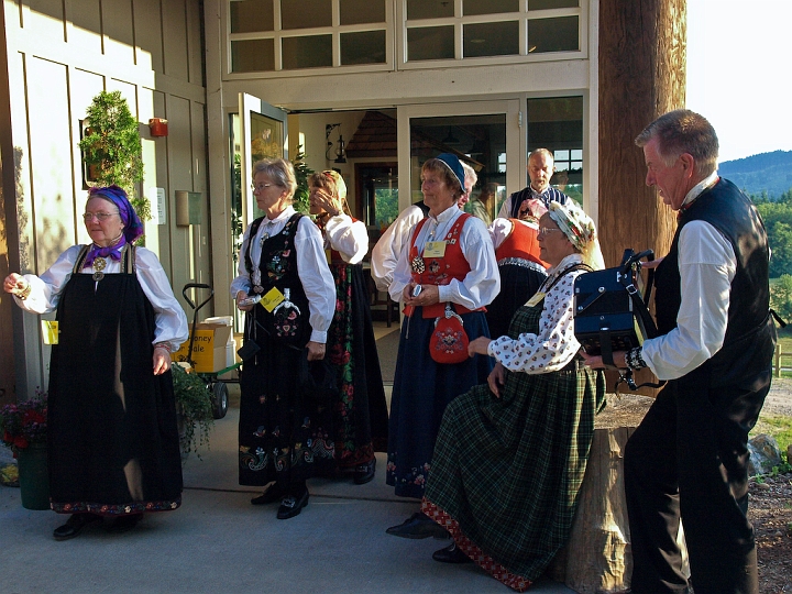 P8168826.jpg - Norsk Folkedans Stemne 2008