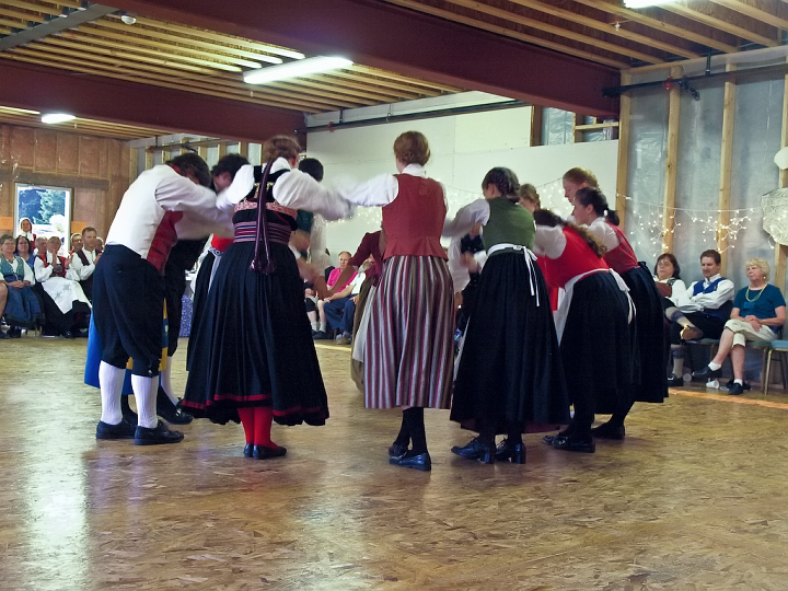 P8169038.jpg - Norsk Folkedans Stemne 2008