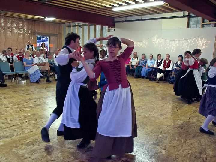P8169089.jpg - Norsk Folkedans Stemne 2008