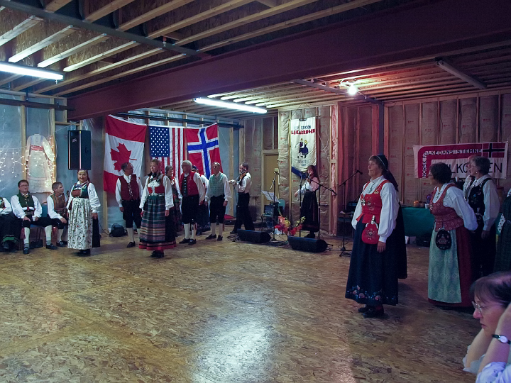 P8169103.jpg - Norsk Folkedans Stemne 2008