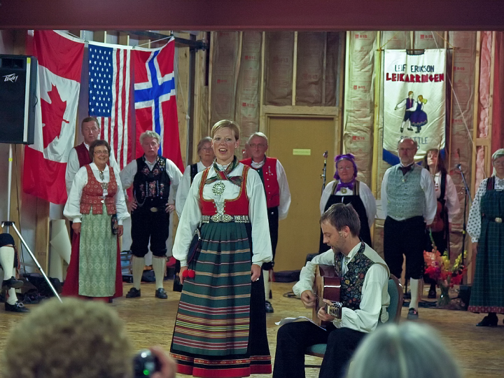 P8169163.jpg - Norsk Folkedans Stemne 2008