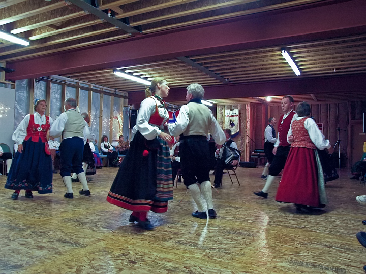 P8169170.jpg - Norsk Folkedans Stemne 2008