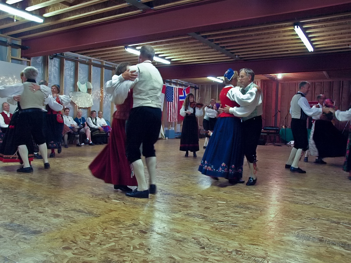 P8169171.jpg - Norsk Folkedans Stemne 2008