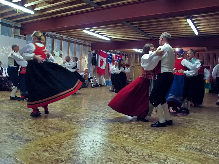 P8169172.jpg - Norsk Folkedans Stemne 2008