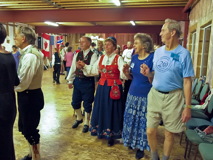 P8169238.jpg - Norsk Folkedans Stemne 2008