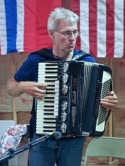 P8143909