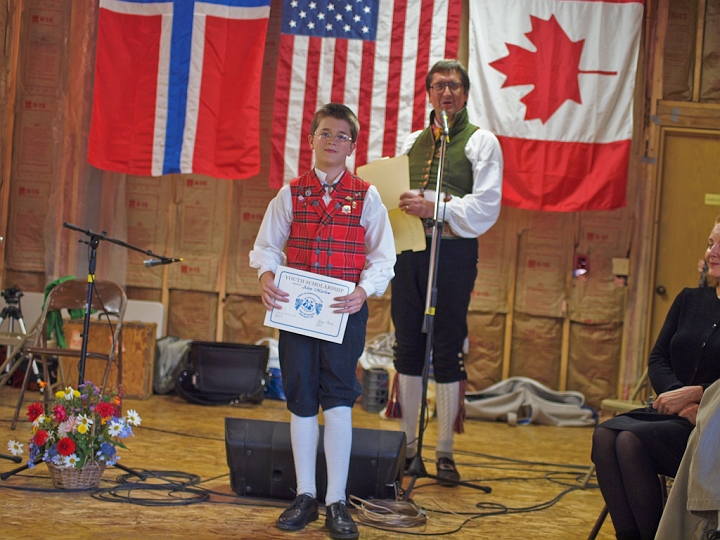 P8156126.jpg - Norsk Folkdans Stemne 2009