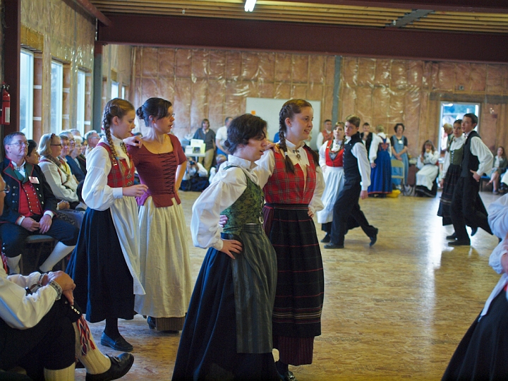 P8156200.jpg - Norsk Folkedans Stemne 2009