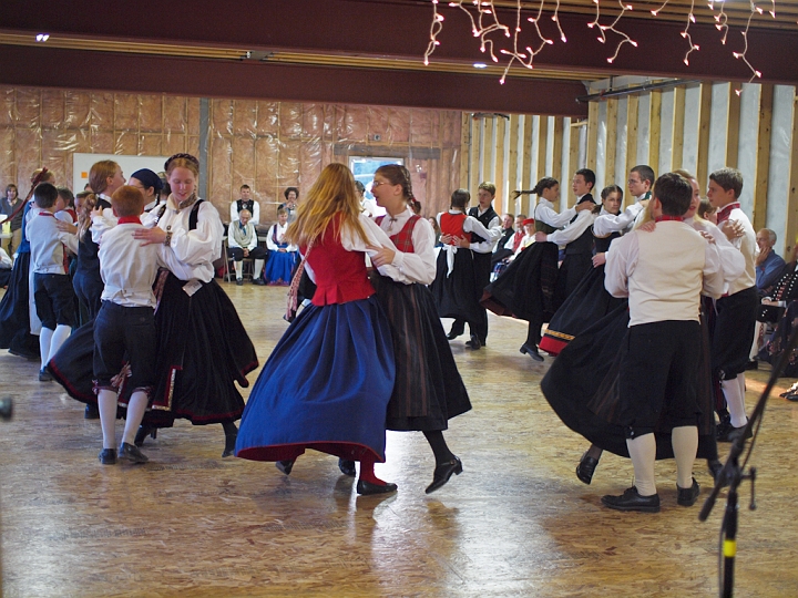 P8156203.jpg - Norsk Folkedans Stemne 2009