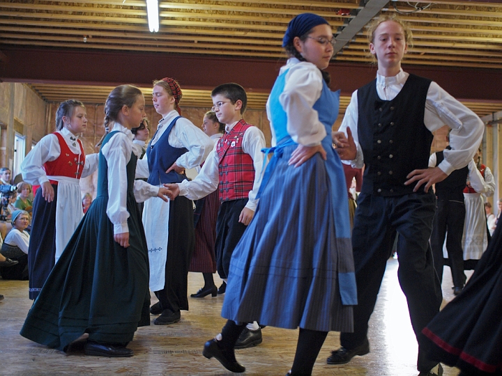 P8156220.jpg - Norsk Folkedans Stemne 2009