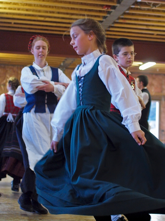 P8156246.jpg - Norsk Folkedans Stemne 2009