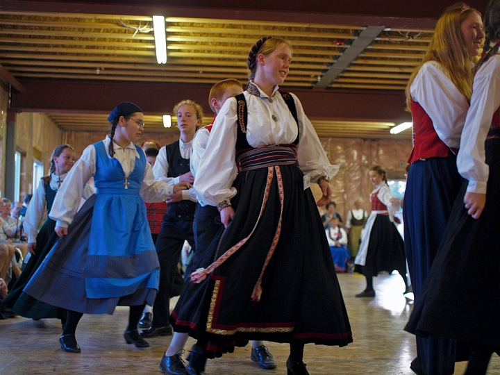 P8156282.jpg - Norsk Folkedans Stemne 2009