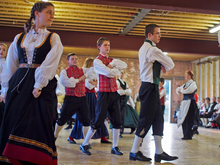 P8156326.jpg - Norsk Folkedans Stemne 2009