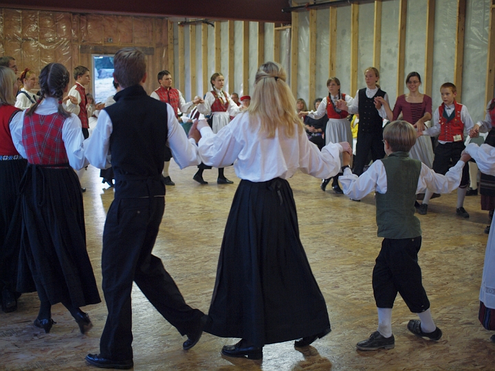 P8156399.jpg - Norsk Folkedans Stemne 2009