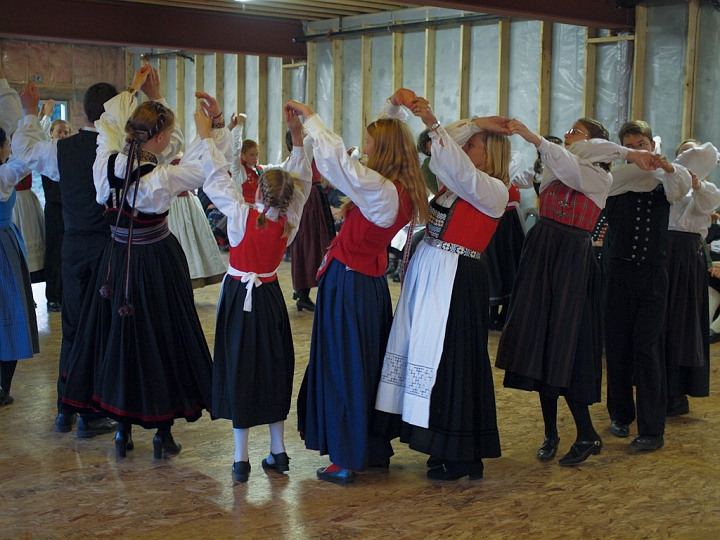 P8156415.jpg - Norsk Folkedans Stemne 2009