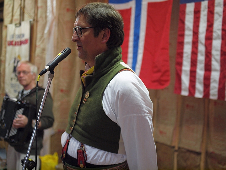 P8156426.jpg - Norsk Folkedans Stemne 2009