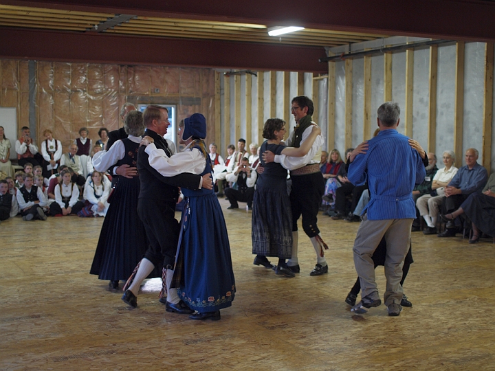 P8156443.jpg - Norsk Folkedans Stemne 2009