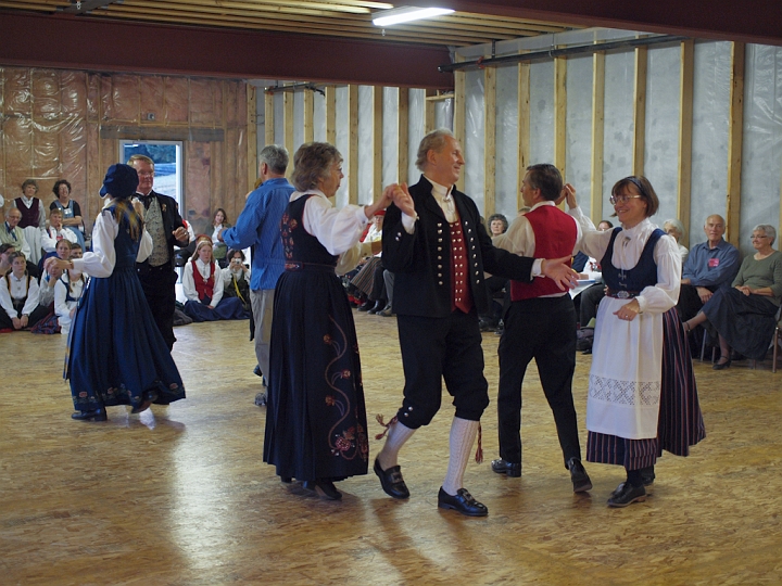P8156449.jpg - Norsk Folkedans Stemne 2009