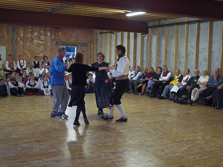P8156453.jpg - Norsk Folkedans Stemne 2009