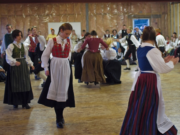 P8156483.jpg - Norsk Folkedans Stemne 2009