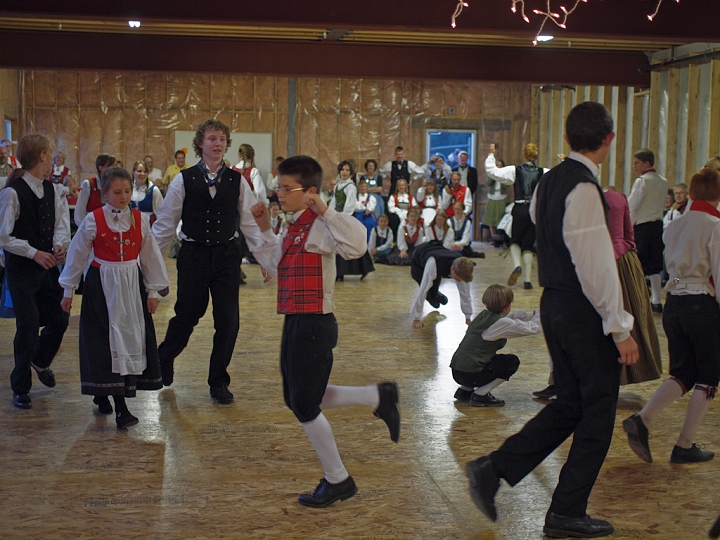P8156501.jpg - Norsk Folkedans Stemne 2009