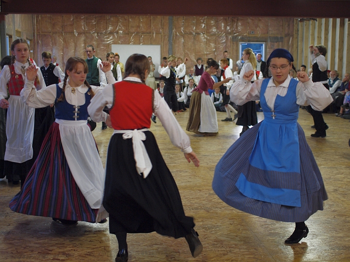 P8156524.jpg - Norsk Folkedans Stemne 2009