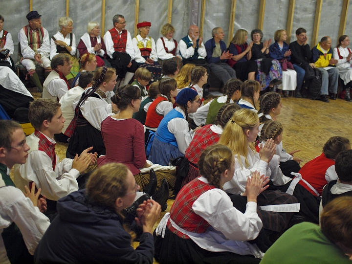P8156578.jpg - Norsk Folkedans Stemne 2009