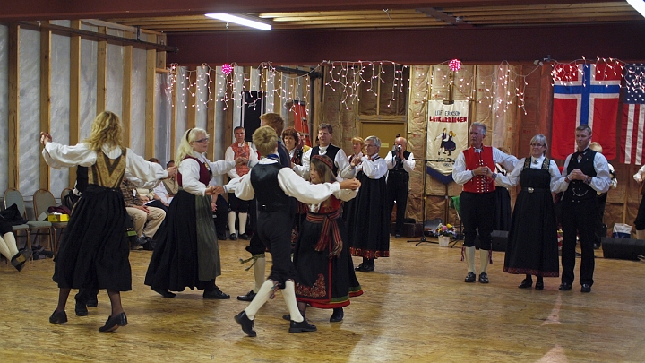 P8156607.jpg - Norsk Folkedans Stemne 2009