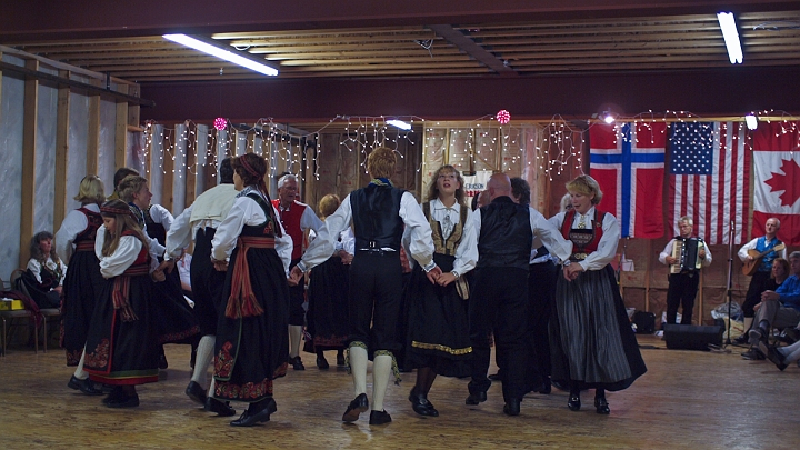 P8156674.jpg - Norsk Folkedans Stemne 2009