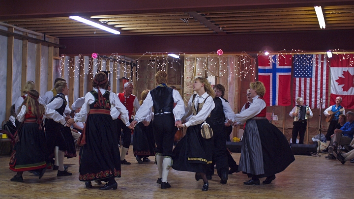 P8156675.jpg - Norsk Folkedans Stemne 2009