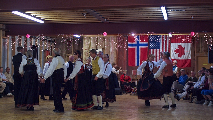 P8156683.jpg - Norsk Folkedans Stemne 2009