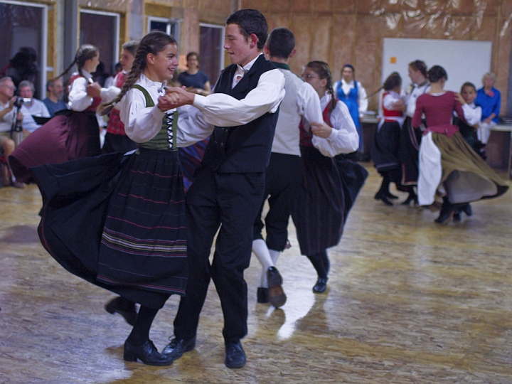 P8156709.jpg - Norsk Folkedans Stemne 2009