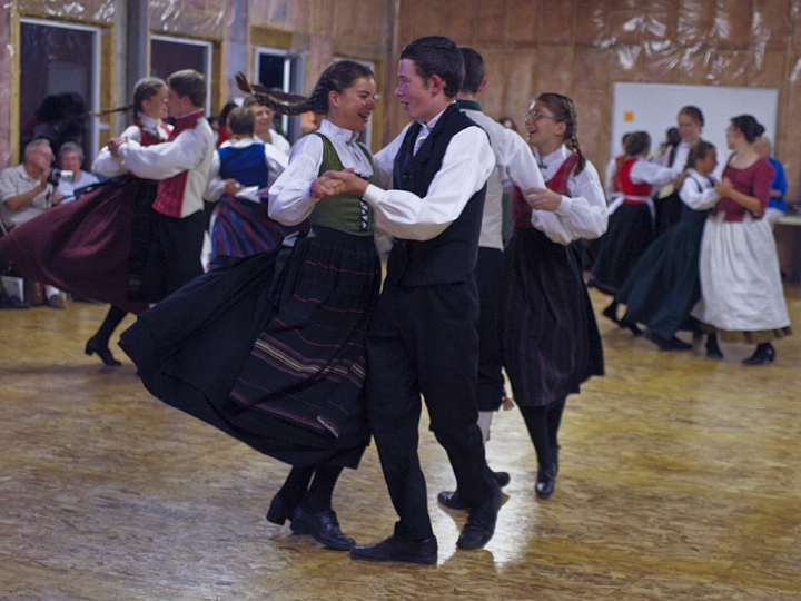 P8156712.jpg - Norsk Folkedans Stemne 2009
