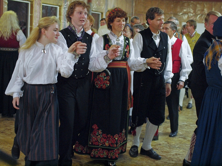 P8156831.jpg - Norsk Folkedans Stemne 2009