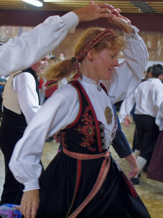 P8156914.jpg - Norsk Folkedans Stemne 2009