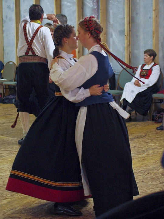 P8156922.jpg - Norsk Folkedans Stemne 2009