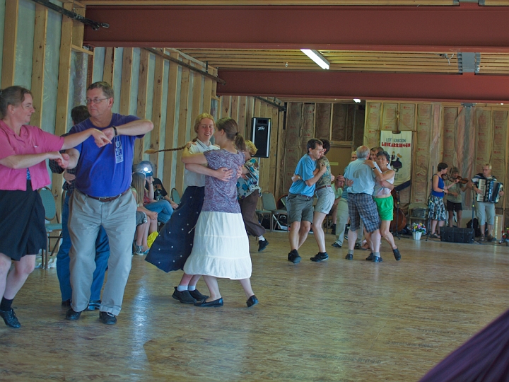 P8167472.jpg - Norsk Folkedans Stemne 2009